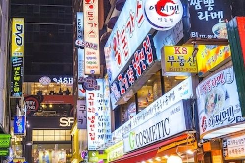 Tung gói kích thích tiêu dùng, ngành bán lẻ Hàn Quốc tăng tốc sau nhiều quý ảm đạm