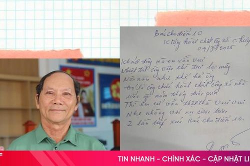 Bài thơ 'điểm 10' và câu chuyện cảm động ở Trung tâm Phục vụ hành chính công xã Cẩm Hưng