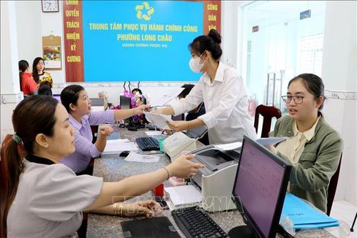 Nhiều giải pháp ổn định cuộc sống và công tác cán bộ sau hợp nhất