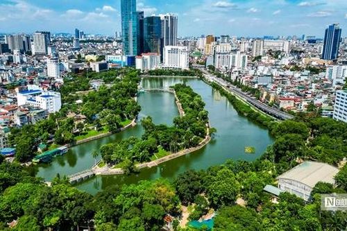 Ngắm những 'lá phổi xanh' giữa lòng Hà Nội