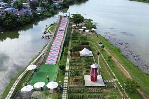 Bị xử phạt hơn 5 tháng, chủ nông trại vẫn không tháo dỡ công trình