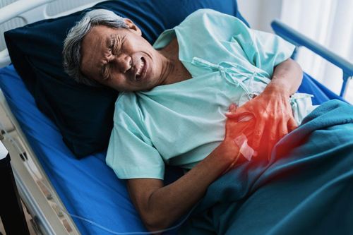 Ai dễ bị ung thư 'tấn công', chế độ dinh dưỡng nào giúp phòng ngừa hiệu quả?