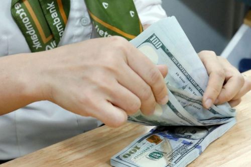 Tỷ giá USD hôm nay (13/7): Đồng USD tiếp đà bùng nổ