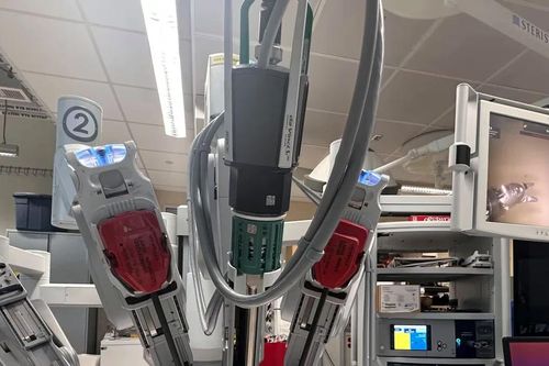 Robot có thể phẫu thuật tự động cho người