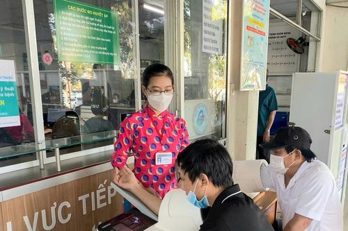 Giao tiếp là 'liều thuốc' đầu tiên