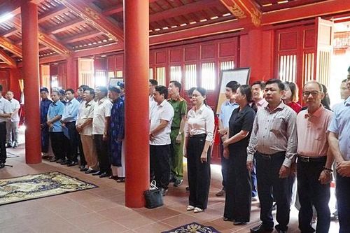 Xã Cam Lộ: Kỷ niệm 140 năm ngày Vua Hàm Nghi ban Chiếu Cần Vương