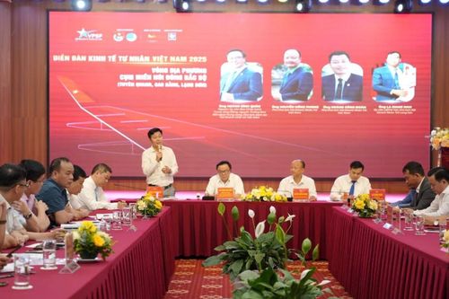 Diễn đàn kinh tế tư nhân Việt Nam 2025: 'Khai phóng tiềm năng, kiến tạo tương lai Việt'