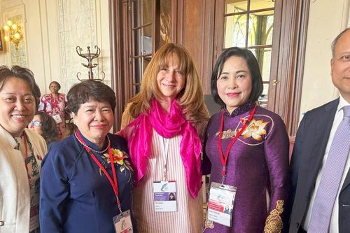 Phó Chủ tịch Quốc hội Nguyễn Thị Thanh tiếp xúc song phương tại Đại hội đồng APF - 50