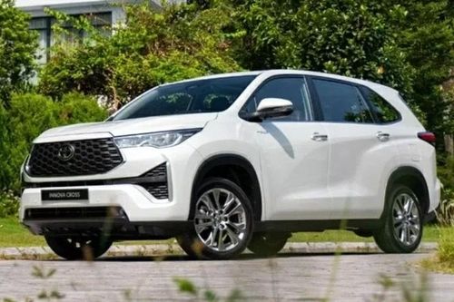 Những mẫu xe hybrid bán chạy nhất tháng 6/2025