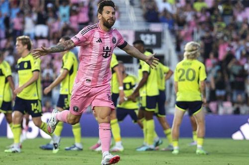Lionel Messi tạo kỷ lục mới