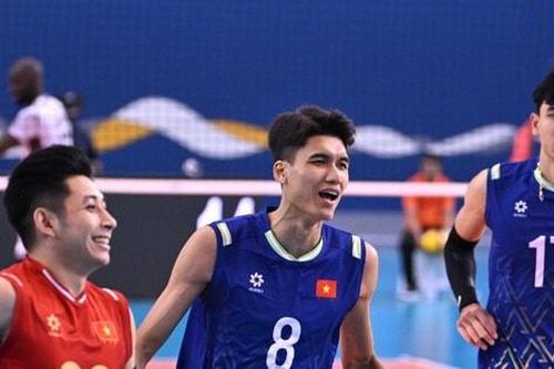 Ngọc Thuân, Duy Tuyến giành giải thưởng cá nhân tại SEA V.League 2025