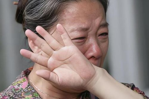 Làm giúp việc tháng nào cũng được thưởng thêm 2 triệu, ăn ngon, điều hòa bật cả đêm nhưng tôi vẫn muốn nghỉ vì sợ cảnh sáng sớm ở nhà chủ