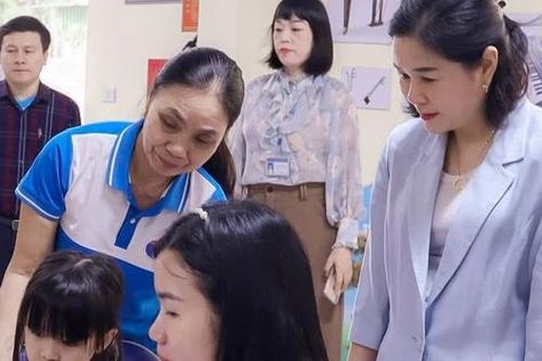 Nghệ An kiện toàn hệ thống y tế cơ sở, thúc đẩy chuyển đổi số y tế