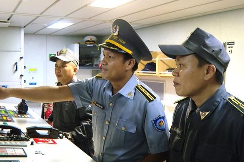 Lực lượng Kiểm ngư Việt Nam cử tàu KN290 tham gia diễu binh trên biển