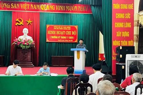 Tam Hưng lắng nghe tâm tư, nguyện vọng từ cơ sở