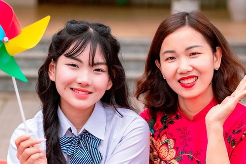 Nữ sinh dân tộc Thái đỗ đầu Trường THPT Hàm Rồng