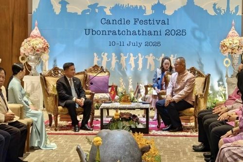 Đẩy mạnh hợp tác địa phương, giao lưu văn hóa Việt Nam-Thái Lan tại Ubon Ratchathani