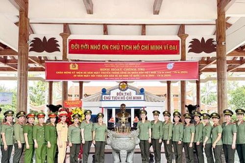 Công an Cà Mau tăng cường giáo dục chính trị, tư tưởng trong tình hình mới