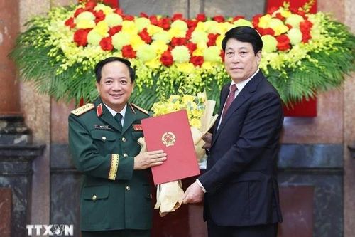 Chủ tịch nước trao 7 quyết định thăng quân hàm, cấp bậc hàm Đại tướng, Thượng tướng