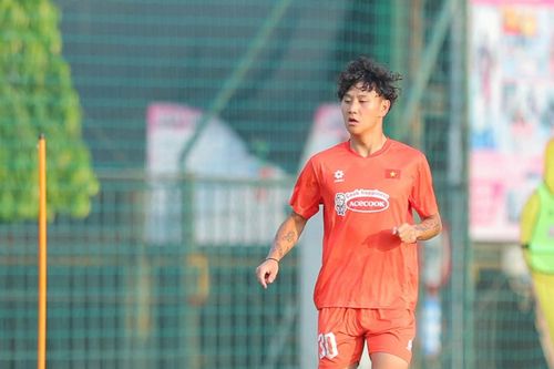 U23 Việt Nam: Vì sao cầu thủ Việt kiều khó trụ lại?