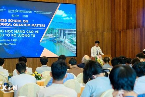 Phát triển nguồn nhân lực trẻ trong lĩnh vực vật lý thiên văn tại Việt Nam