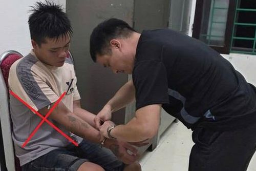 Bắt đối tượng chặn đường, bôi ớt vào mắt nạn nhân để cướp tài sản