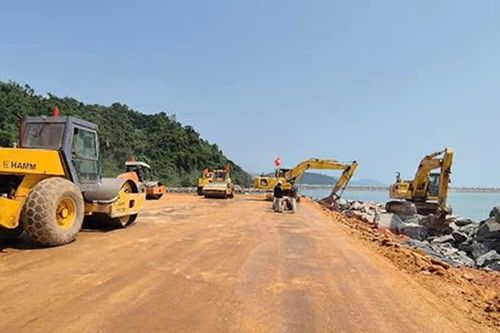 Đà Nẵng: Cần chiến lược cân bằng tăng trưởng vốn đầu tư sau sáp nhập