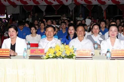 Chương trình nghệ thuật quần chúng 'Đồng Nai rực sáng tương lai'