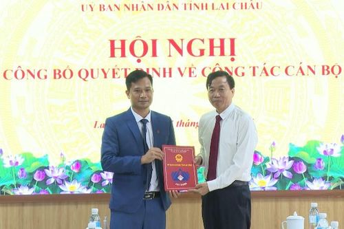 Hội nghị Công bố quyết định về công tác cán bộ