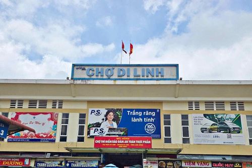 Xác minh vụ việc tiểu thương tố cáo bị nhân viên Ban Quản lý chợ hành hung