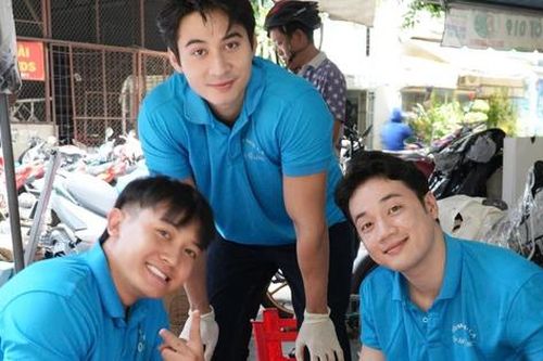 Top 3 Mr World Vietnam 2024 cùng vào bếp, chuẩn bị hơn 500 suất ăn gửi bệnh viện