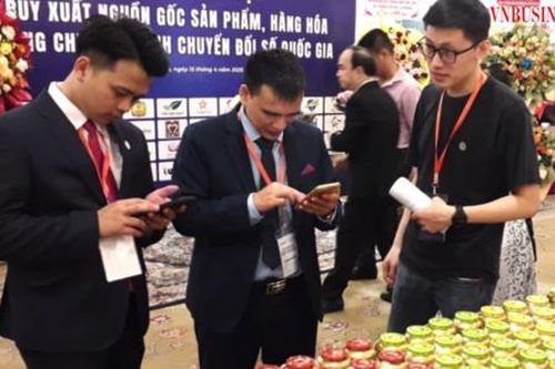 Làm gì để 'lớp bụi' hàng giả không tiếp tục vấy bẩn thị trường tiêu dùng?