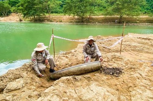 Xử lý thành công quả bom nặng 227kg gần cửa động Phong Nha - Kẻ Bàng
