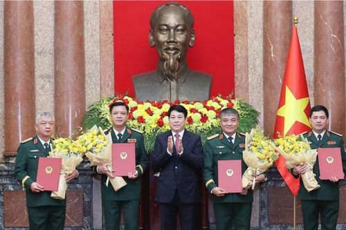 Thăng quân hàm Đại tướng, Thượng tướng cho sỹ quan Quân đội, Công an