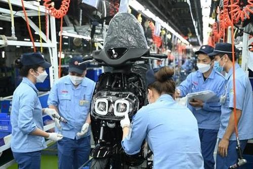 Hà Nội thành lập tổ công tác tham mưu chuyển đổi phương tiện giao thông xanh