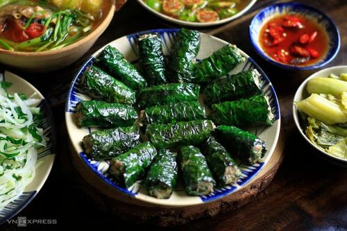 Loại lá rất tốt giúp giảm đau nhức xương khớp, rẻ bèo, bán đầy chợ Việt