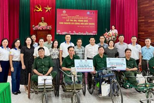 Bệnh viện Phụ sản TW tri ân thương, bệnh binh tại Trung tâm Điều dưỡng thương binh Thuận Thành