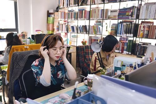 Bức tranh đa diện về giới làm sách tại Việt Nam