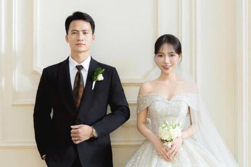 'Soái ca sân cỏ' kết hôn