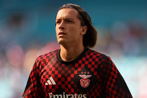 Tân binh 43 triệu bảng của Real có gì khiến Alonso mê mẩn