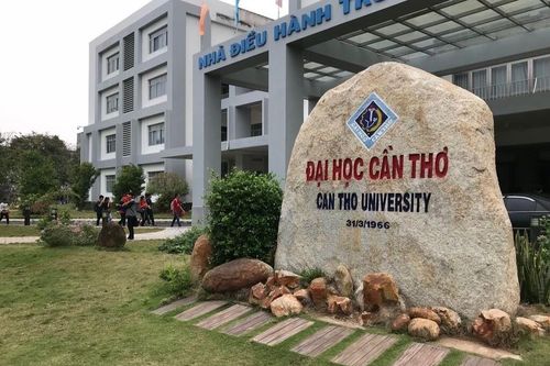 Trường Đại học Cần Thơ thành đại học