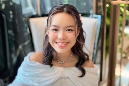 Ái nữ 16 tuổi của Việt Hương