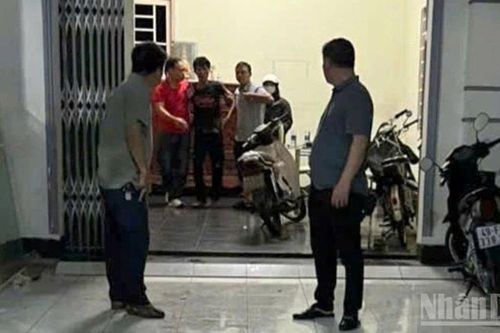 Lâm Đồng: Giải cứu người phụ nữ bị thanh niên 'ngáo đá' dùng dao khống chế