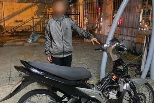 Trộm xe kiếm tiền chơi 'net'