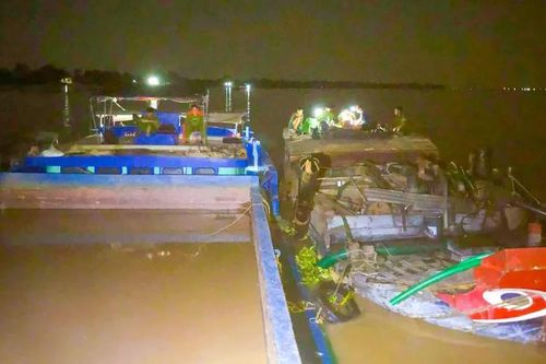 Vĩnh Long: Phát hiện 2 phương tiện khai thác cát trái phép