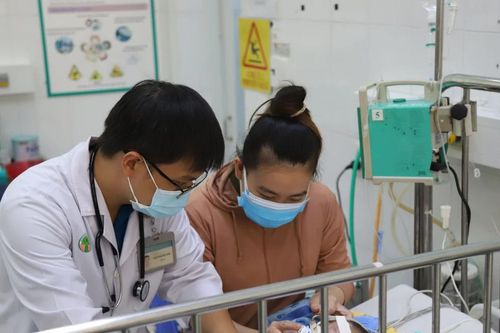 TPHCM đưa hơn 270 bác sĩ trẻ về thực hành tại y tế cơ sở