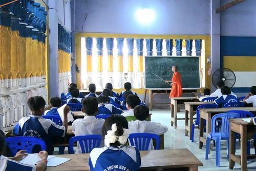 An Giang duy trì các lớp dạy tiếng Khmer cho con em đồng bào dân tộc