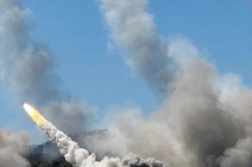 Lần đầu tiên ba quốc gia cùng khai hỏa HIMARS