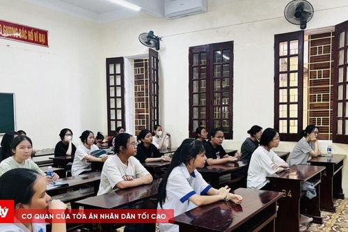 Khi những người thầy đánh mất mình