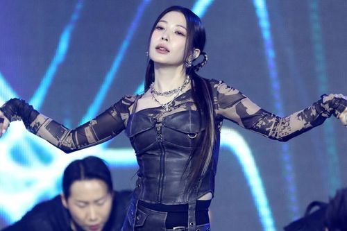 'Nữ hoàng nhạc pop' BoA bị hoại tử xương, hủy concert kỷ niệm 25 năm ca hát